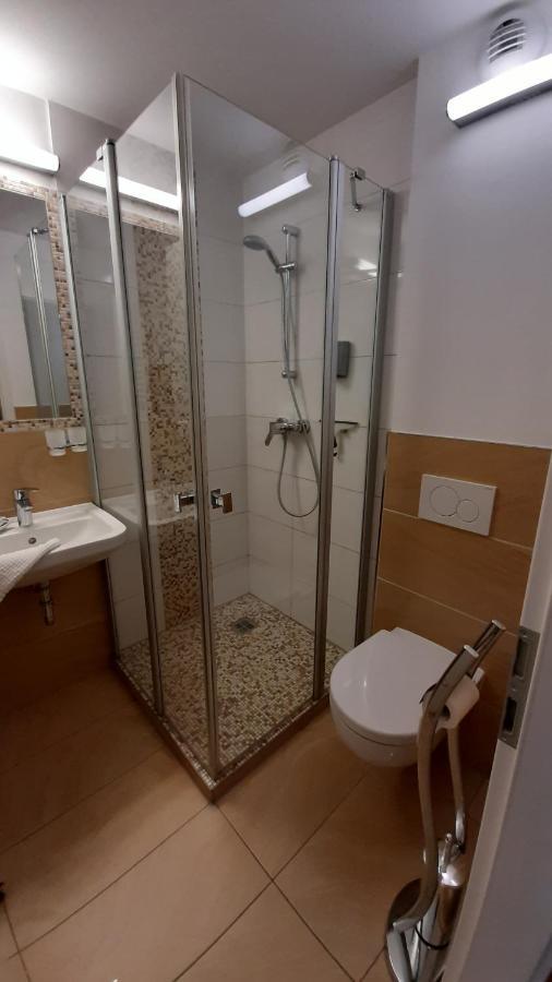 Appartements Am Schillergarten เดรสเดน ภายนอก รูปภาพ