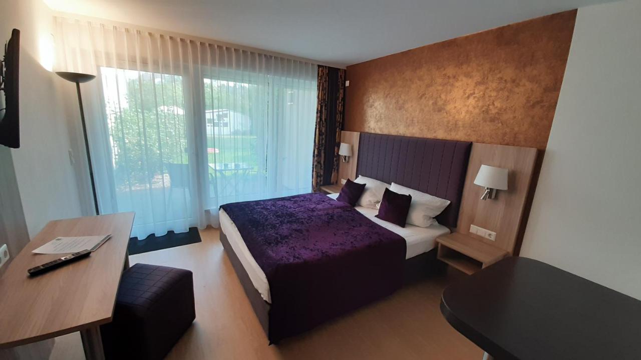 Appartements Am Schillergarten เดรสเดน ภายนอก รูปภาพ